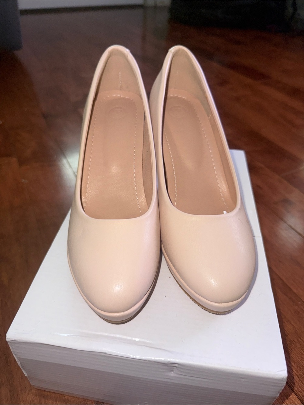 Dream Pairs Nude / Beige Low Heel Pumps - Picture 3 of 6